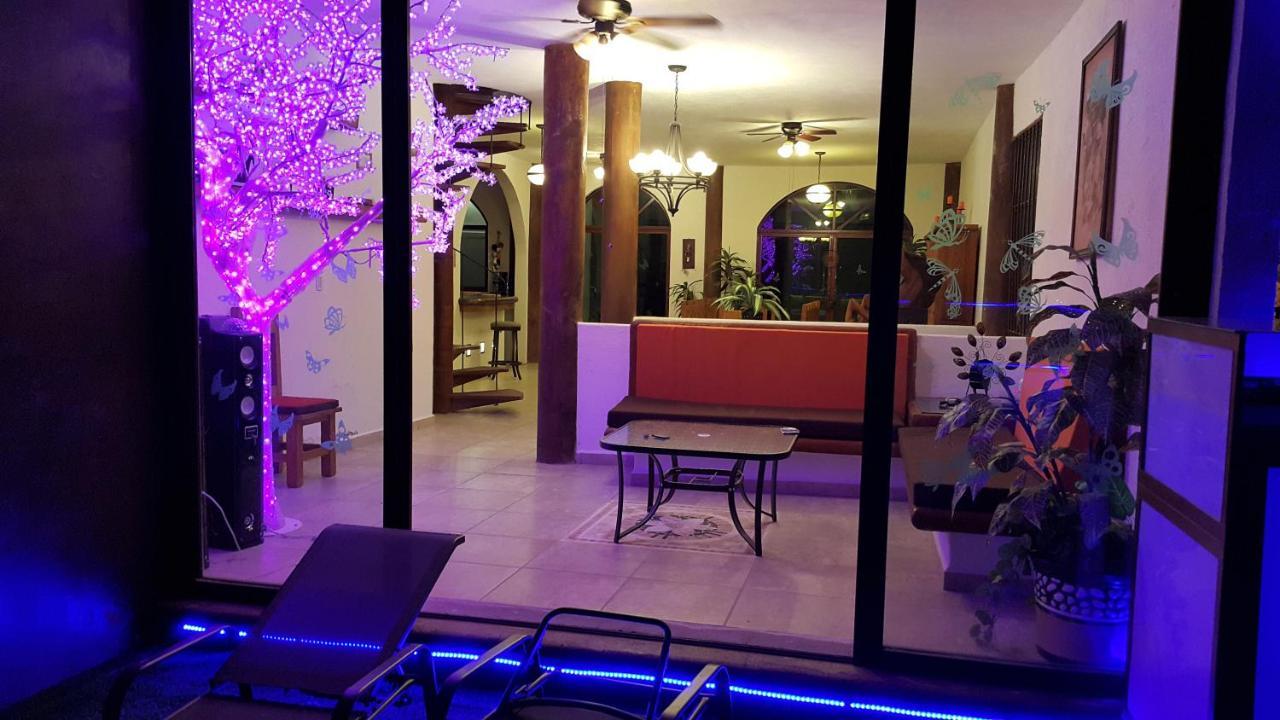 Casa Privada Con Alberca Volada Βίλα Κουερναβάκα Εξωτερικό φωτογραφία
